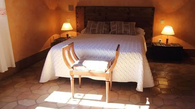 Tek Büyük Yataklı Oda (Habitacion 3)