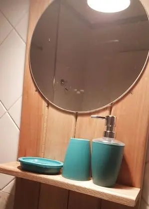 Üç Kişilik Oda