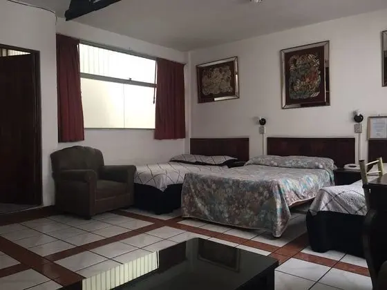 Classic Üç Kişilik Oda, Birden Çok Yatak, Sigara İçilmez