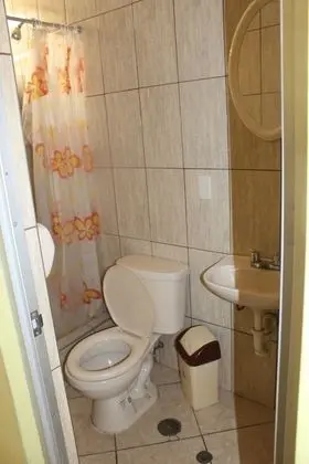 Tek Kişilik Oda, Ortak Banyo
