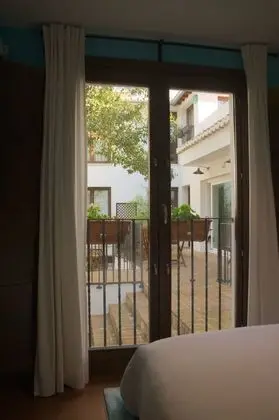 Tek Büyük Yataklı Oda, Balkon