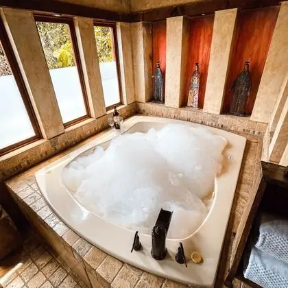 Süit, 1 En Büyük (King) Boy Yatak, Şömine, Dağ Manzaralı