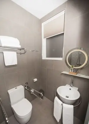 Tek Büyük Yataklı Oda, 1 Çift Kişilik Yatak (Non opening windows)