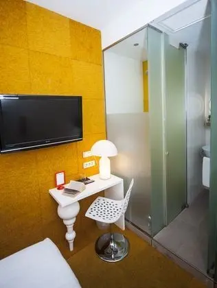 Tek Kişilik Oda (Non opening windows)