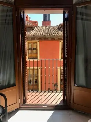 Superior Oda, Balkon