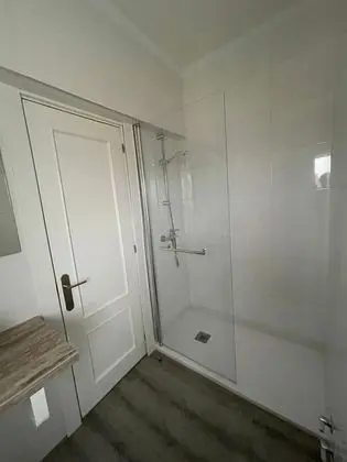 Dört Kişilik Oda, Banyolu/Duşlu