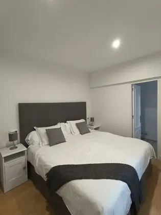 İki Ayrı Yataklı Oda, Banyolu/Duşlu