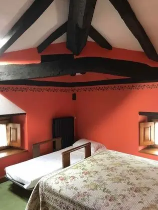 Tek Büyük veya İki Ayrı Yataklı Oda