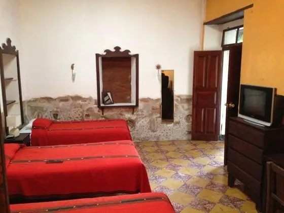 Standard Oda (4 single beds)