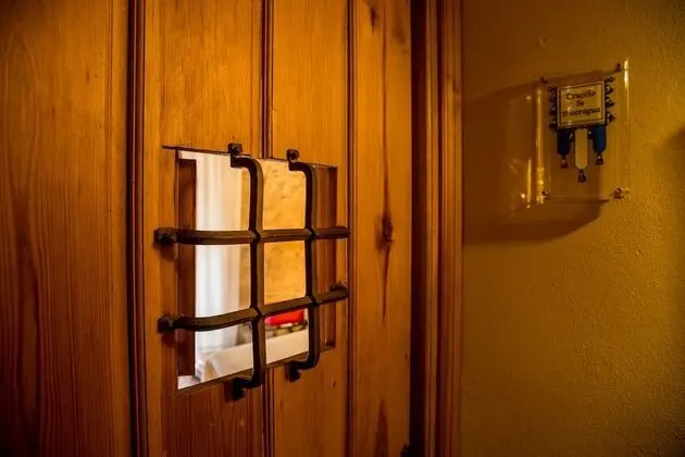 Tek Büyük Yataklı Oda (H)