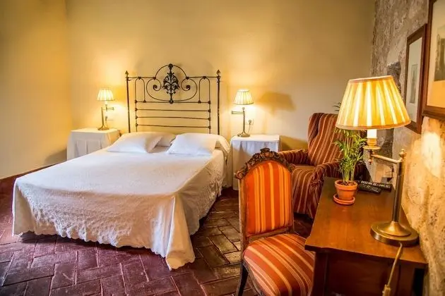 Tek Büyük Yataklı Oda (M)