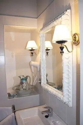Standard Tek Büyük Yataklı Oda, 1 Çift Kişilik Yatak ve Çekyat