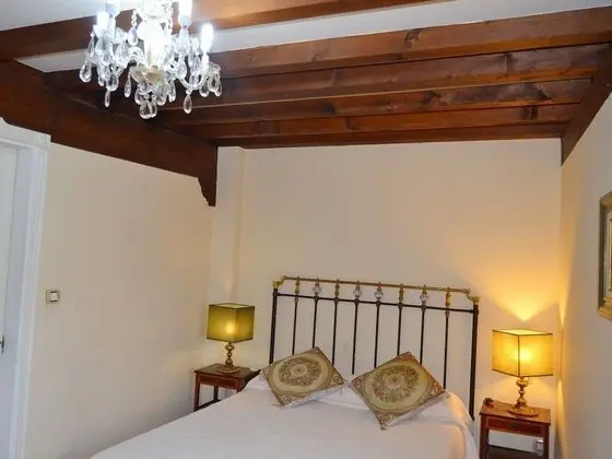 Tek Büyük veya İki Ayrı Yataklı Oda, Banyolu/Duşlu