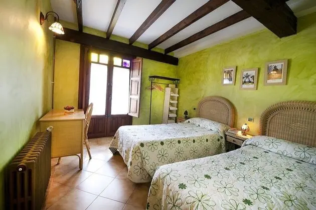 Tek Büyük veya İki Ayrı Yataklı Oda, Özel Banyo