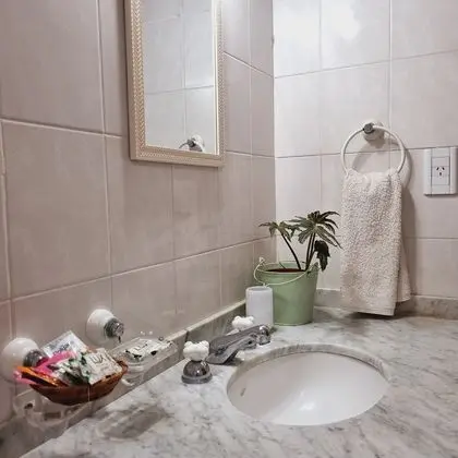 Üç Kişilik Oda