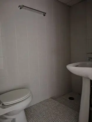 Habitacion Sencilla con una cama matrimonial