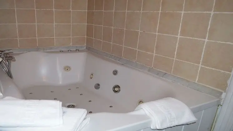 Superior Tek Büyük Yataklı Oda, Sıcak Su Havuzu