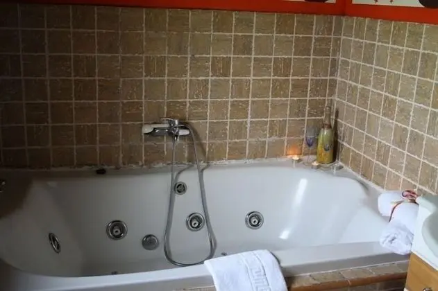 Superior Tek Büyük Yataklı Oda, Sıcak Su Havuzu