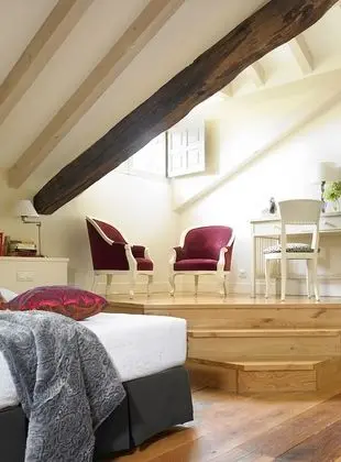 Comfort Tek Büyük veya İki Ayrı Yataklı Oda