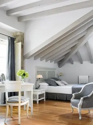 Comfort Tek Büyük veya İki Ayrı Yataklı Oda