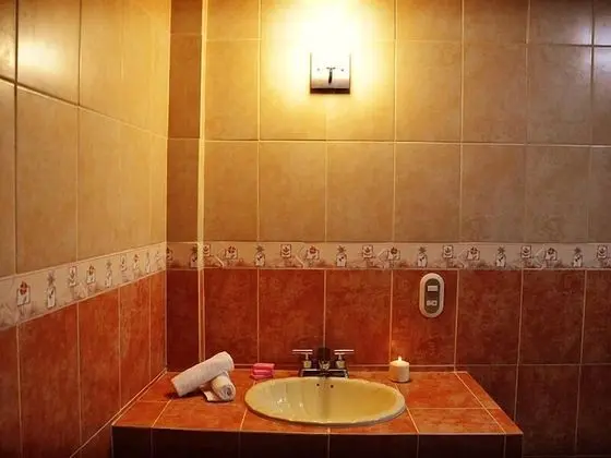 Standard Oda, 1 En Büyük (King) Boy Yatak, Jakuzi
