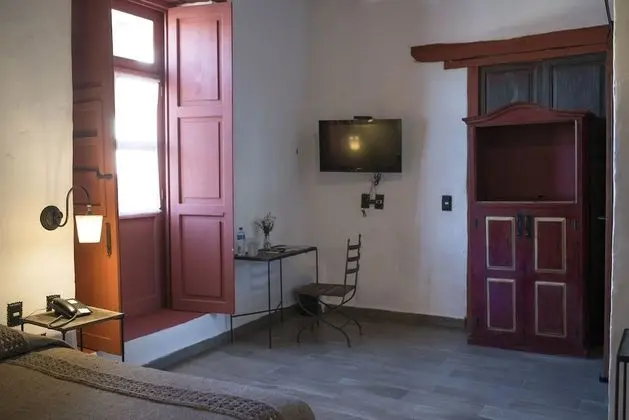 Basic Üç Kişilik Oda