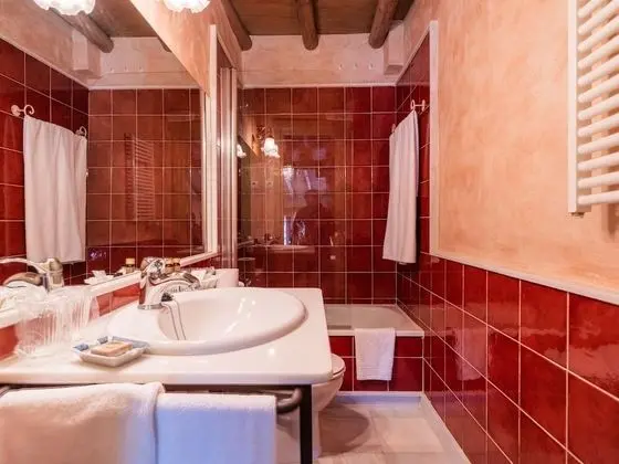 Süit, Banyolu/Duşlu, Dağ Manzaralı (Suite con terraza)