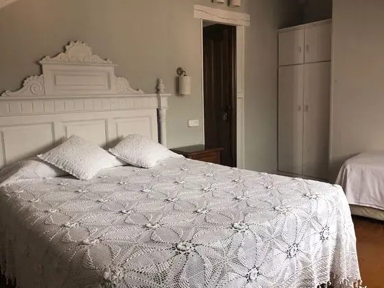 Tek Büyük veya İki Ayrı Yataklı Oda