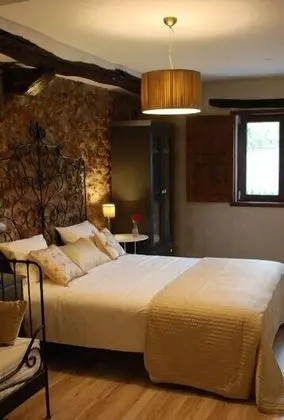 Tek Büyük Yataklı Oda, Bahçe Manzaralı (Dorada)