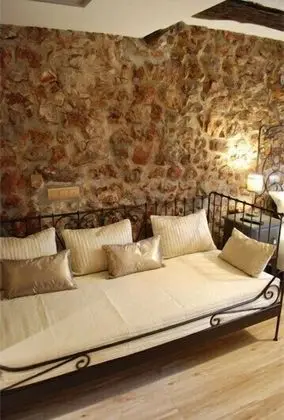 Tek Büyük Yataklı Oda, Bahçe Manzaralı (Dorada)