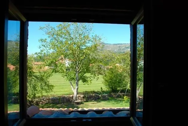 Tek Büyük Yataklı Oda, Bahçe Manzaralı (Dorada)