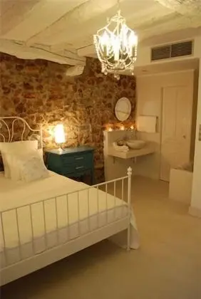 Tek Büyük Yataklı Oda (Blanca)