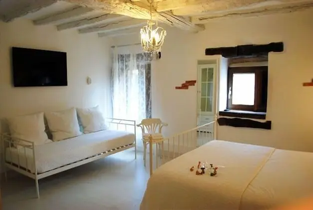 Tek Büyük Yataklı Oda (Blanca)