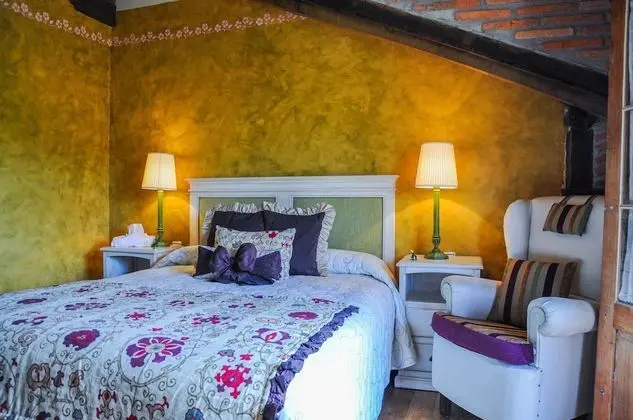 Standard Tek Büyük veya İki Ayrı Yataklı Oda