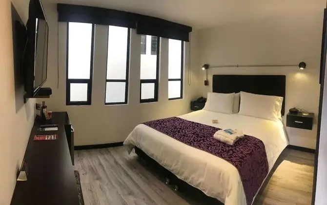 Standard Tek Büyük Yataklı Oda