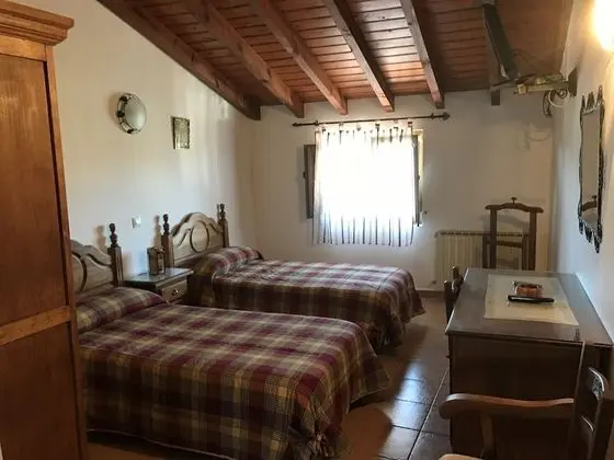 Tek Büyük veya İki Ayrı Yataklı Oda