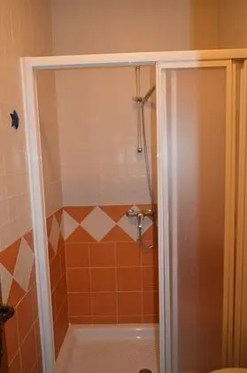 Economy Tek Büyük Yataklı Oda