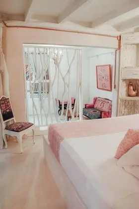 Superior Room King Size Bed With Terrace Garden View