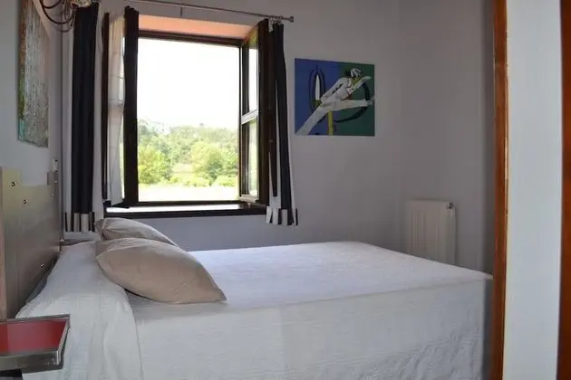 Büyük Yataklı Tek Kişilik Oda