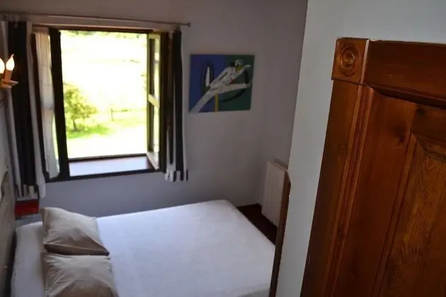 Büyük Yataklı Tek Kişilik Oda