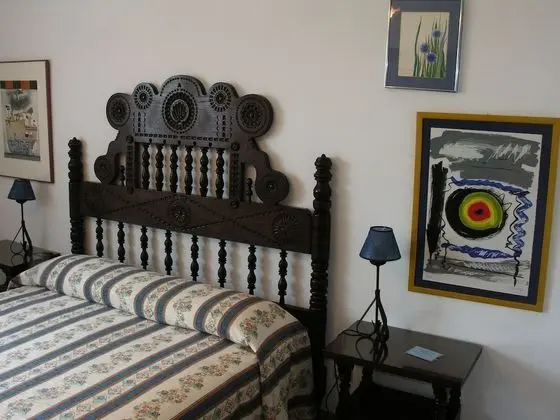 Standard Büyük Yataklı Tek Kişilik Oda (B4)