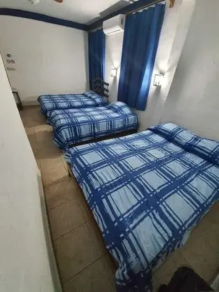 Üç Kişilik Oda