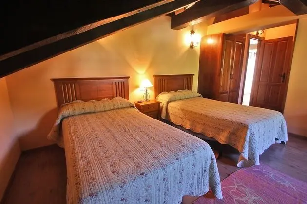 Büyük Yataklı Tek Kişilik Oda