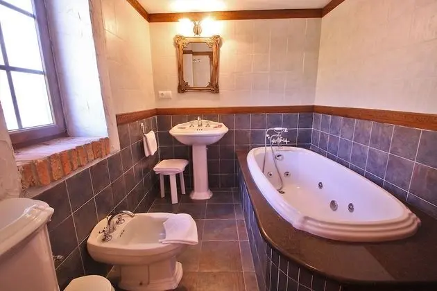 Tek Büyük veya İki Ayrı Yataklı Oda, 1 Çift Kişilik veya 2 Tek Kişilik Yatak