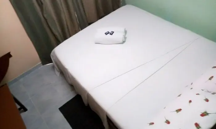 Oda, Ortak Banyo (Balcony)