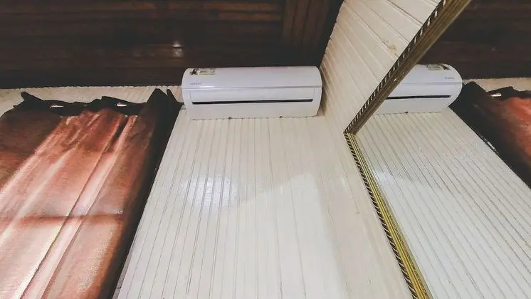 Oda, Ortak Banyo (Balcony)