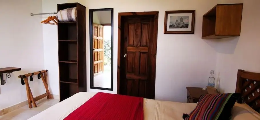 Basic Oda, 1 Çift Kişilik Yatak, Sigara İçilmez, Bahçe Manzaralı