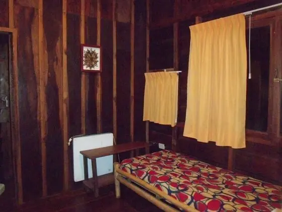 Kulübe, Sigara İçilmez, Bahçe Manzaralı (1 queen and 3 single beds )