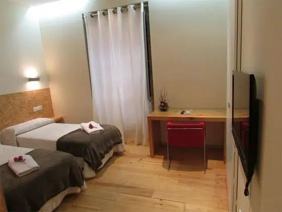 Tek Büyük veya İki Ayrı Yataklı Oda