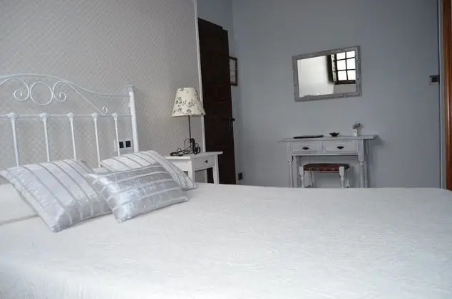 Tek Büyük Yataklı Oda (Ático)